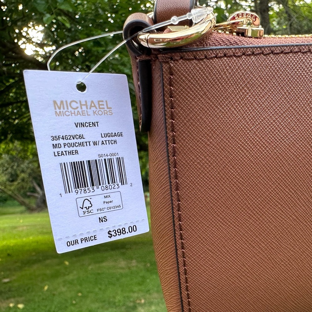 Michael Kors Vincent Leather Pochette with Card Case NWT - Picture 3 of 8